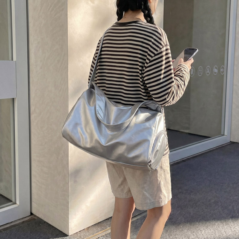 Stilfull sport duffel bag med allsidig innredning Skanto
