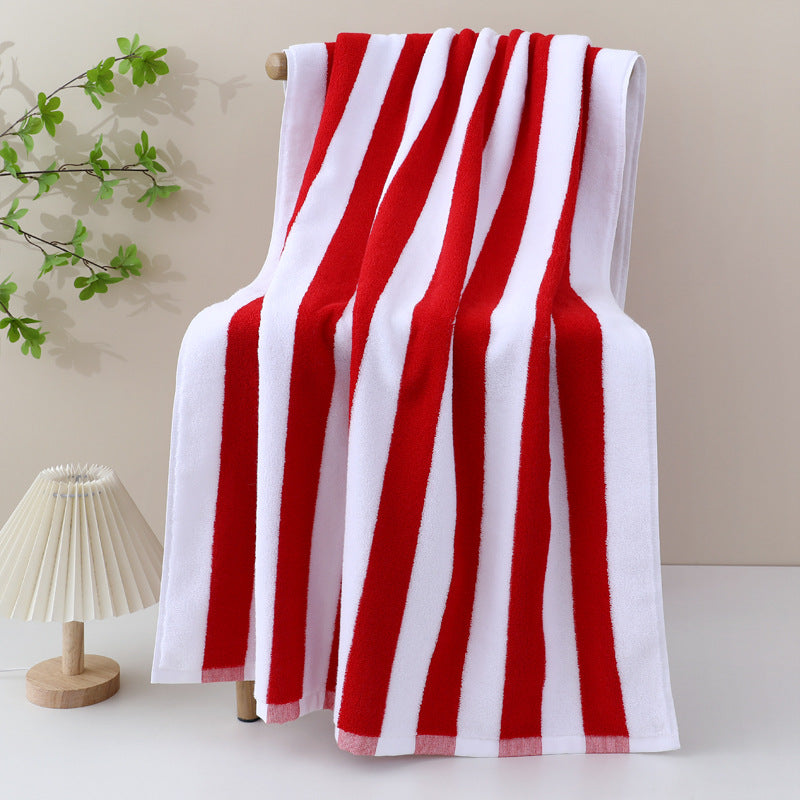 Luxurious beach towel with elegant stripe pattern Skanto