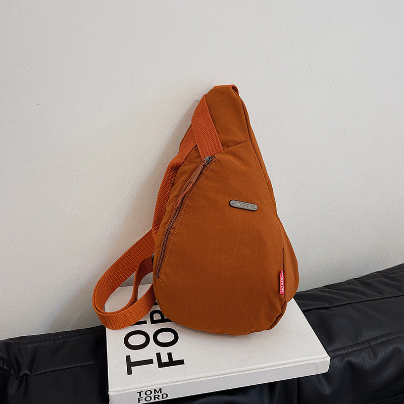 Praktisk Crossbody-veske med ergonomisk design og allsidige rom Skanto