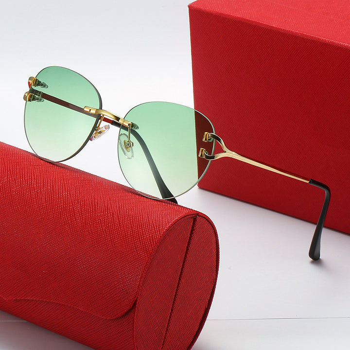 Damer elegant Cat-Eye solbriller med gullsenter og UV-beskyttelse Skanto