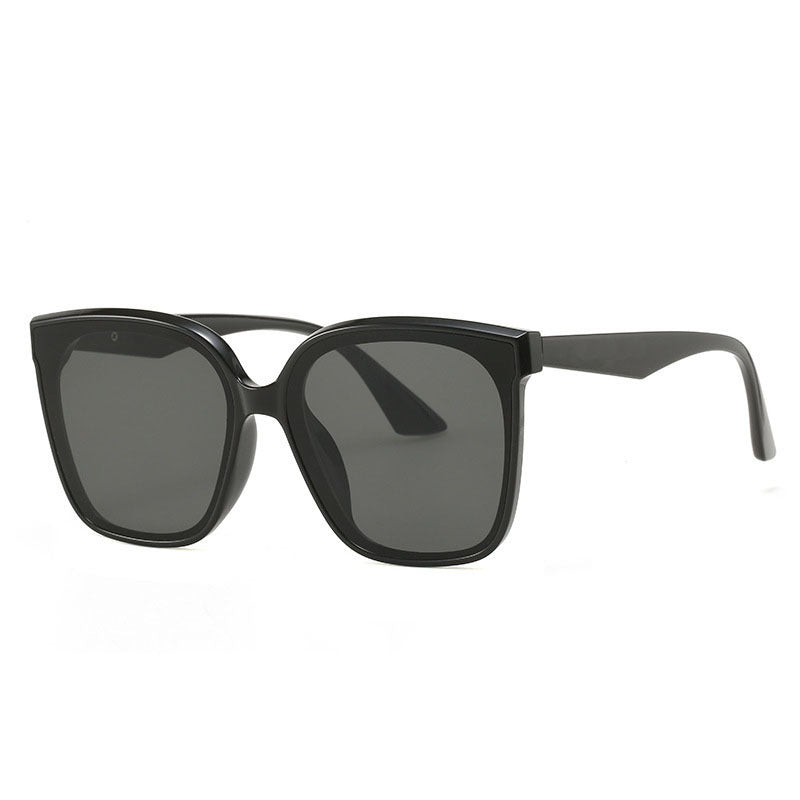 Dame Moderne Cat-Eye Solbriller med trendy design Skanto