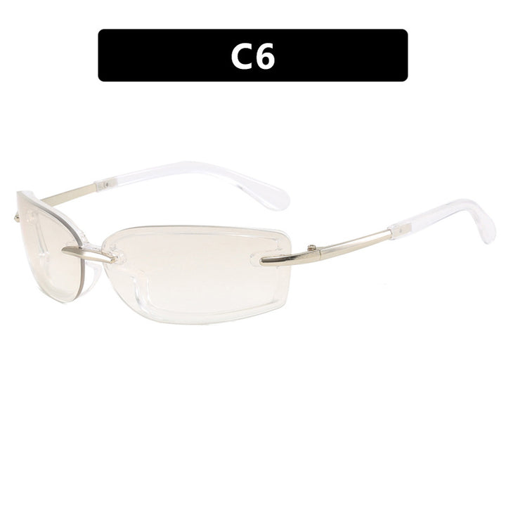 Dame trendy solbrille med moderne design og UV-beskyttelse Skanto