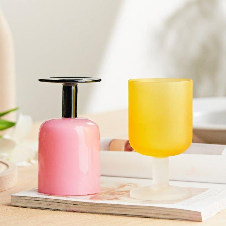 Moderne stil vinglass par | Skanto