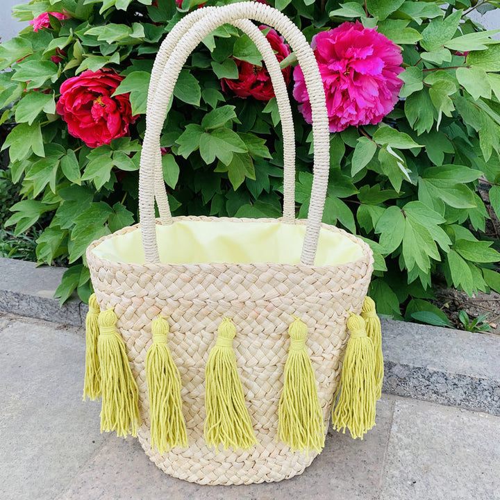 Trendy kurvveske med frynser Skanto