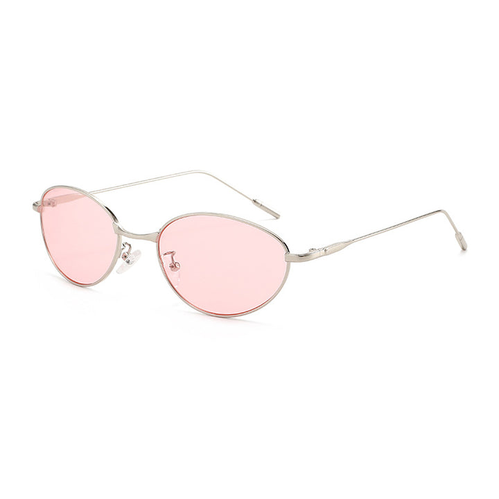 Dame fashionable solbriller i elegant oval design Skanto