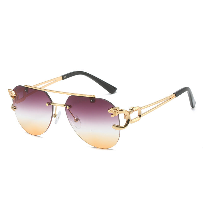 Dame designer solbriller med elegant metallramme og polariserte linser Skanto