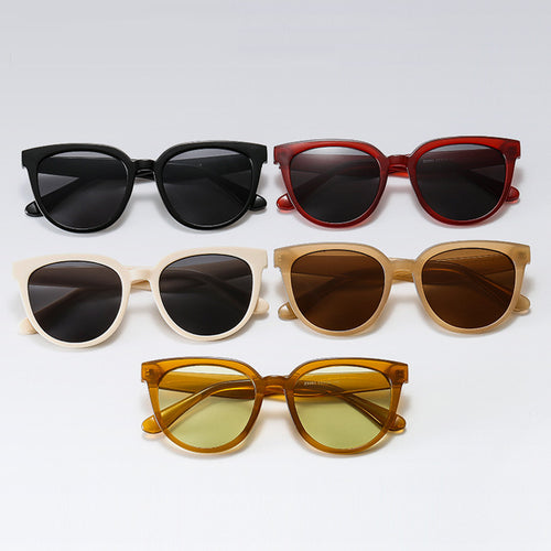 Dame solbriller med unikt cat-eye-design og polariserte glass Skanto