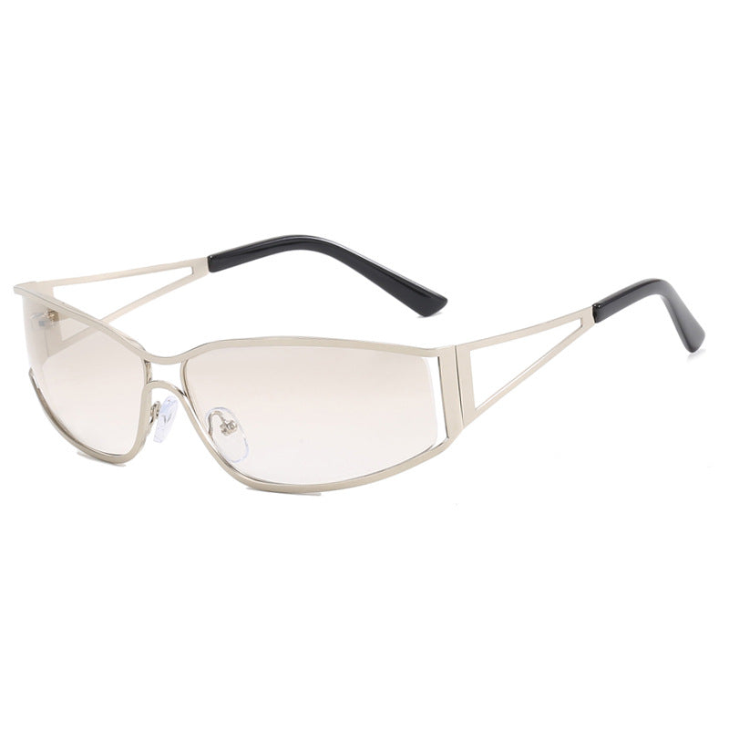 Dame sporty solbriller med moderne ramme Skanto