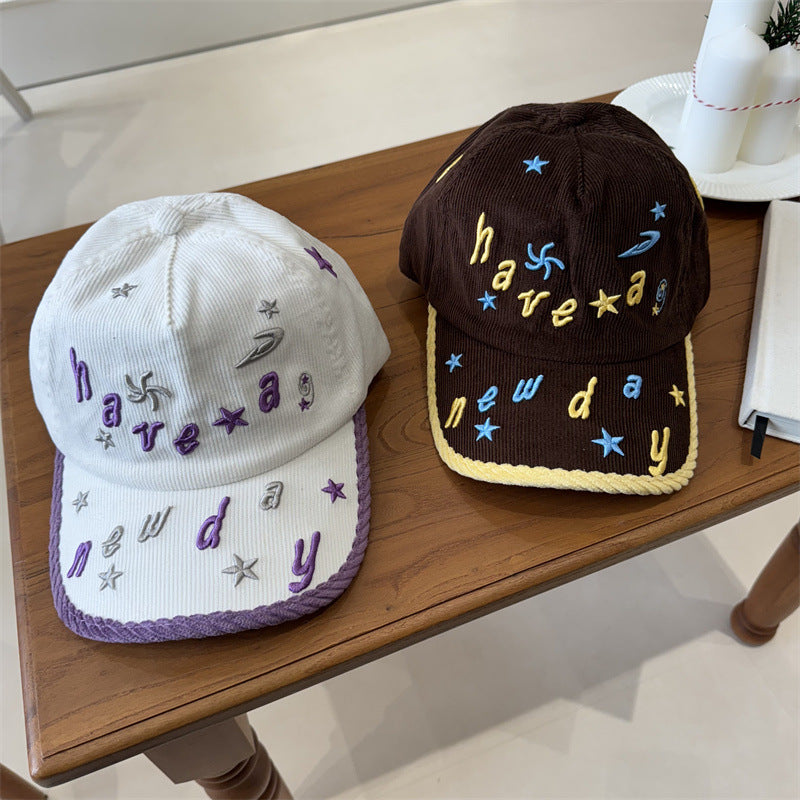 Kvinnens broderte cordfløyels baseball cap Skanto