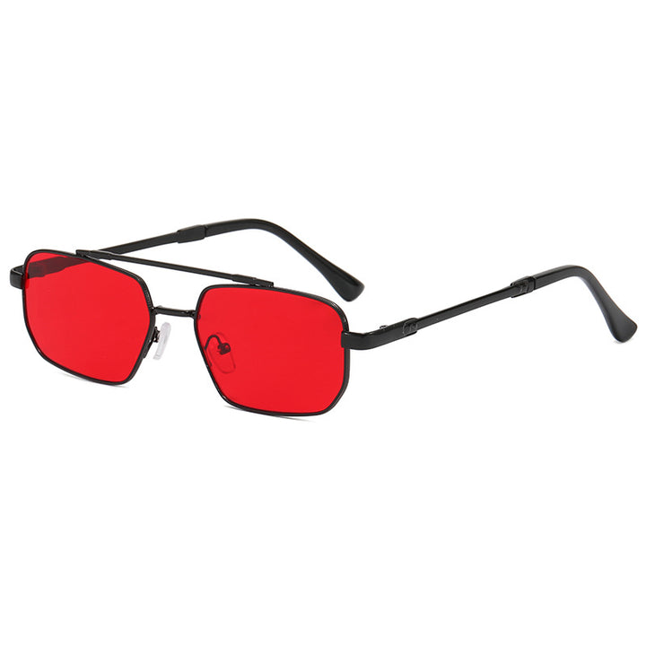 Dame moteriktig geometrisk brille med lett metallramme Skanto