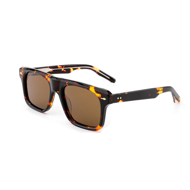 Damer moteriktig solbrille i elegant skilpaddedesign Skanto