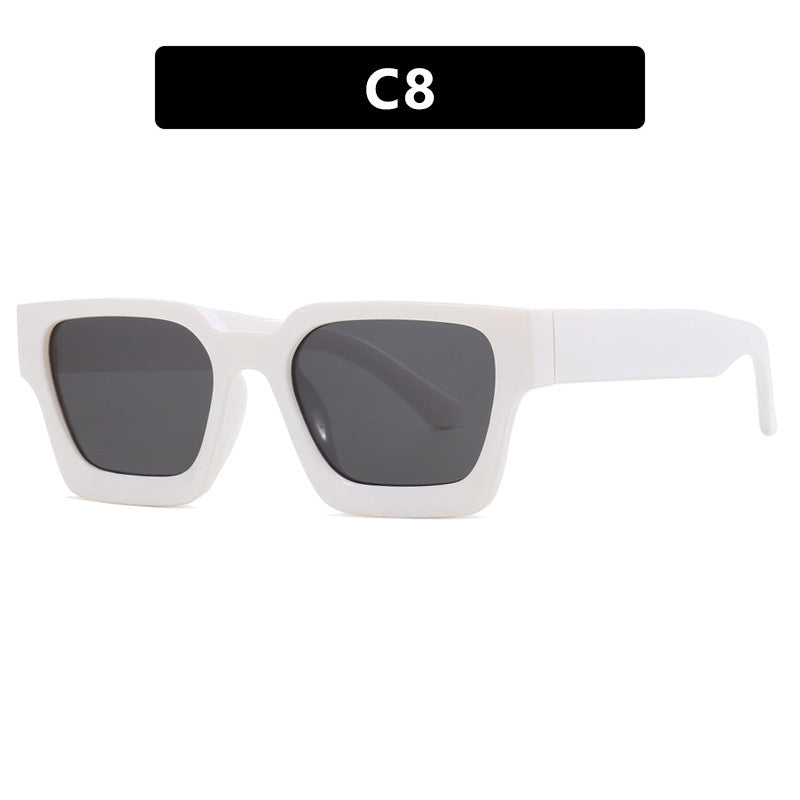 Dame Modisj lesebrille med markant firkantet design Skanto