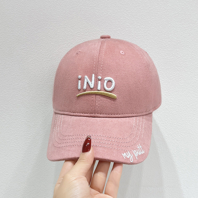 Kvinnebrodert casual caps Skanto