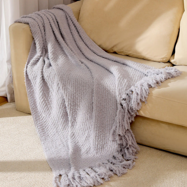 Kvinnens strikkede teppe med mykeste fleece og dekorative frynser Skanto