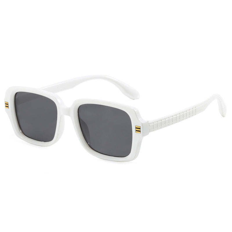 Dame trendy firkantet solbrille med strukturert ramme Skanto