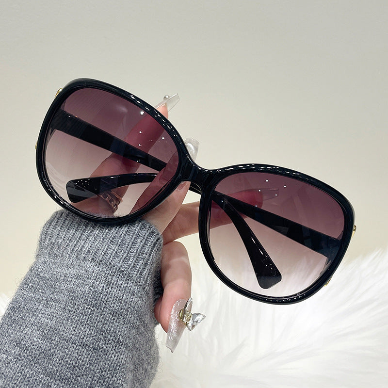 Kvinners oversized solbriller med trendy gradient design Skanto