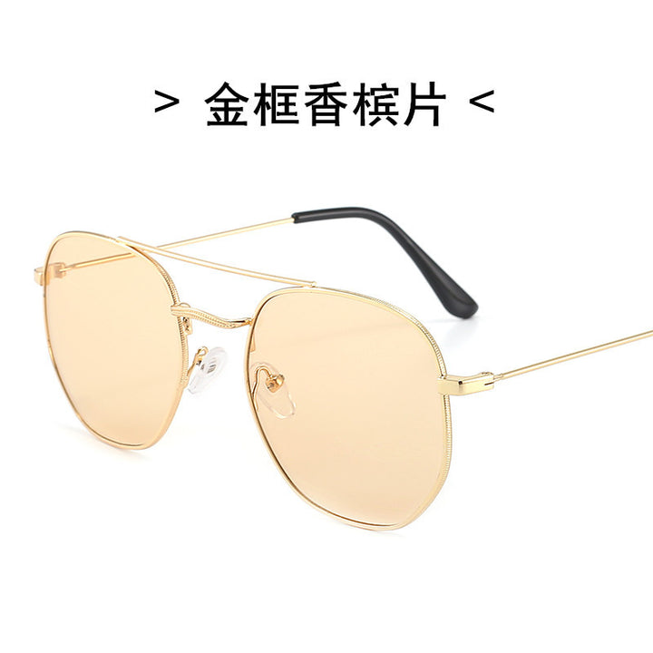 Dame solbrille med oval ramme og beskyttende gradientlinse Skanto