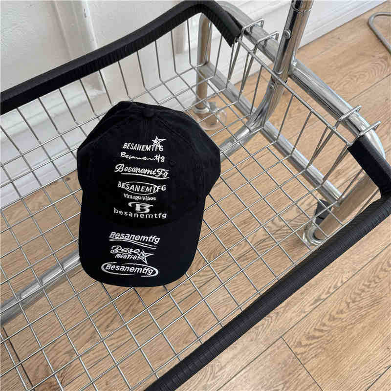 Unisex Casual Graphic Cap Skanto