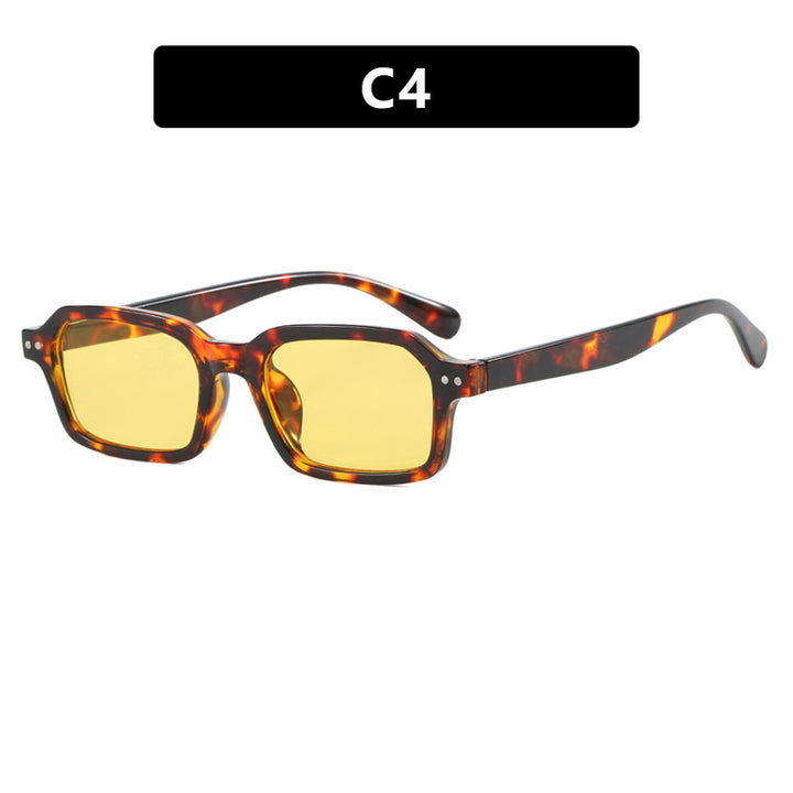 Dame moterik quadratisk solbrille i urban design Skanto