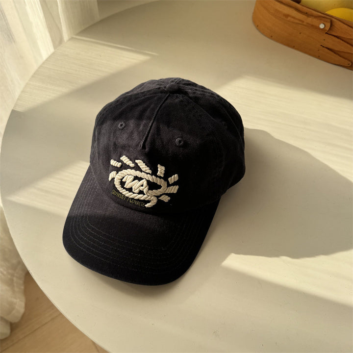 Kvinnebrodert baseballcap Skanto