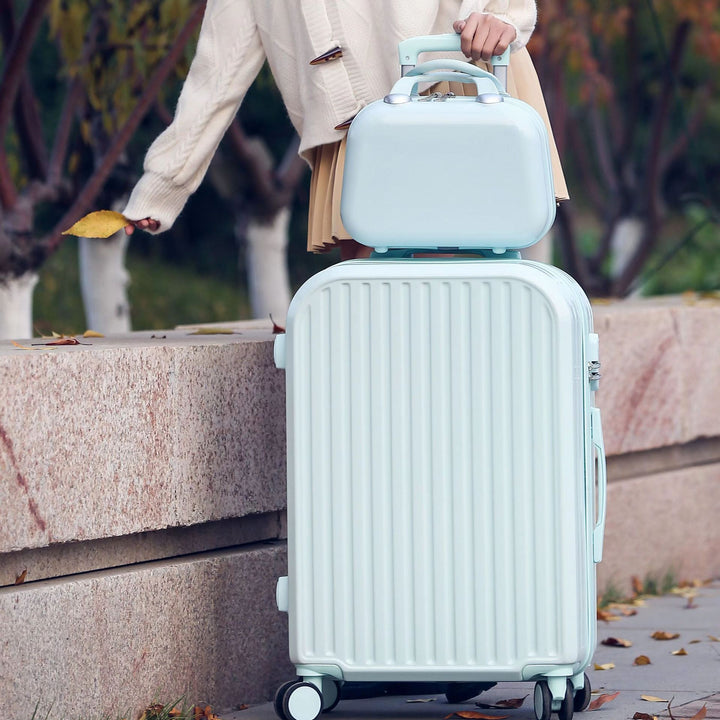 Dual-Compartment Hard-Shell Luggage Set Skanto