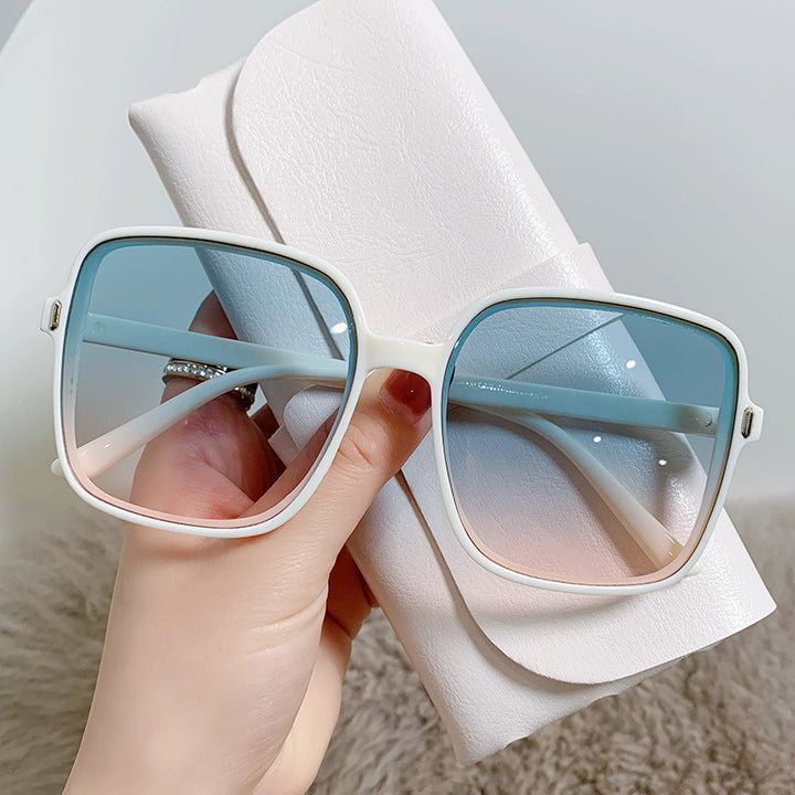 Dame Oversized Solbriller med UV-Beskyttelse og Elegant Design Skanto