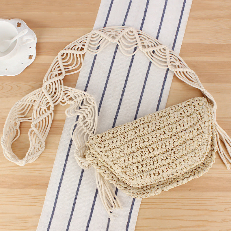 Macrame shoulder bag with elegant fringe detail Skanto