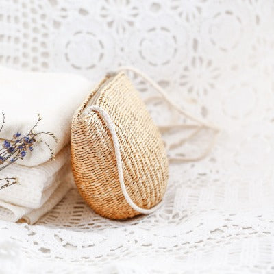 Modern Shell-Shaped Handbag Skanto