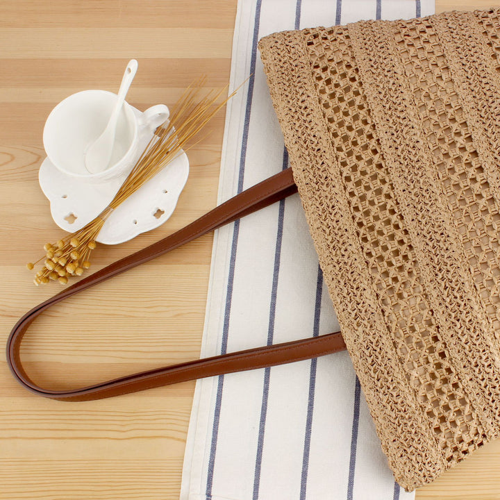 Straw Basket Bag with Elegant Construction Skanto