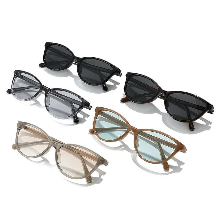 Dame Cat-Eye solbriller med stilige aksenter Skanto