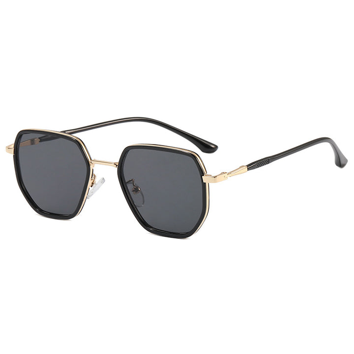 Dame geometrisk solbrille med elegant glassdesign Skanto