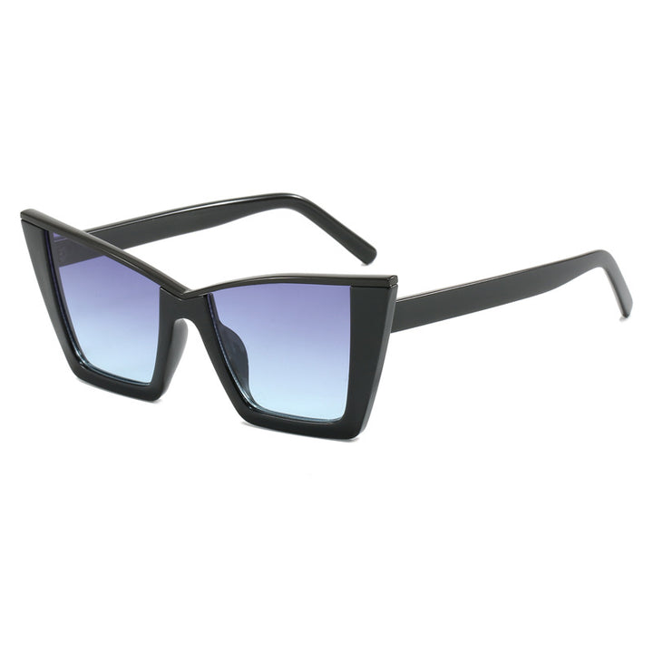 Dame firkantet solbrille med gullige detaljer Skanto