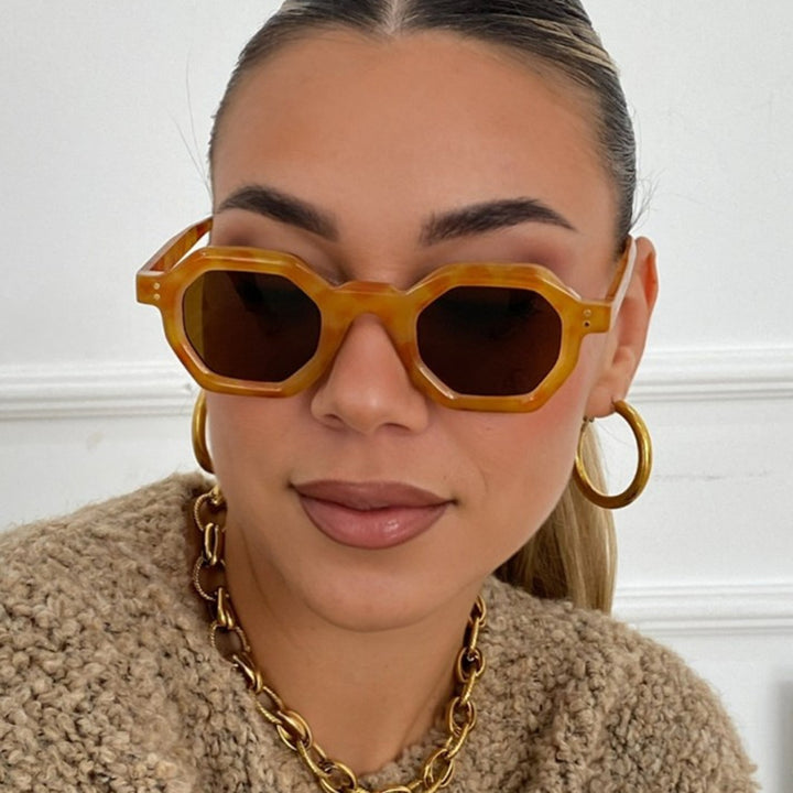 Dame oktagonal solbrille med moteriktig mønster og UV-beskyttelse Skanto