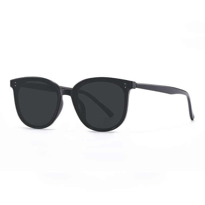 Dame Moda firkantet solbrille med robust ramme og UV-beskyttelse Skanto