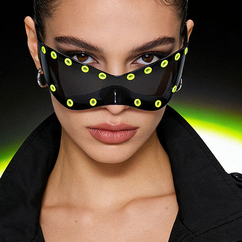 Damer Sporty Designer-solbriller med innovative metalakenter Skanto