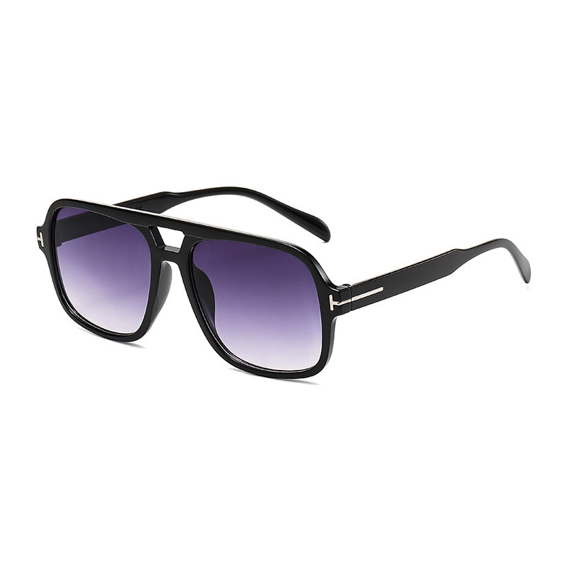Dame Modischer quadratischer Solbrille med robust ramme Skanto