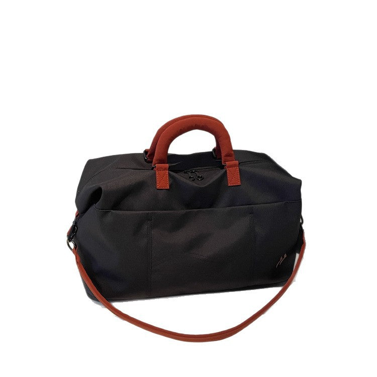 Elegant og romslig reisetaske med robust design Skanto