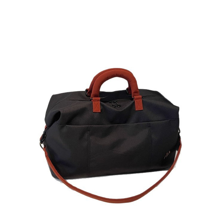 Elegant og romslig reisetaske med robust design Skanto