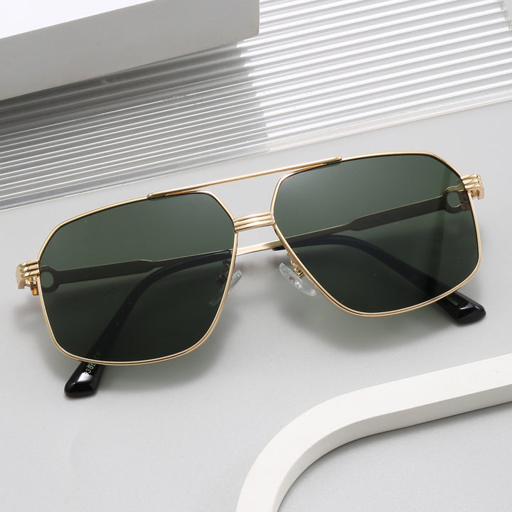 Dame stilige oversized solbriller med diamantformet ramme Skanto