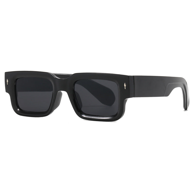 Dame kvadratisk solbrille med elegant design og UV-beskyttelse Skanto