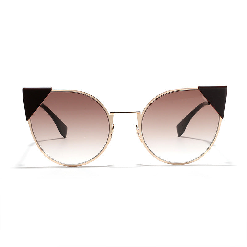 Dame moter Cat-Eye solbriller med stilige aksenter Skanto