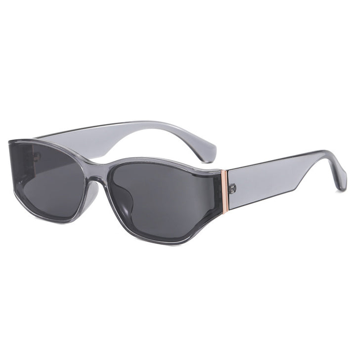 Dame moteriktig solbrille med iøynefallende design Skanto