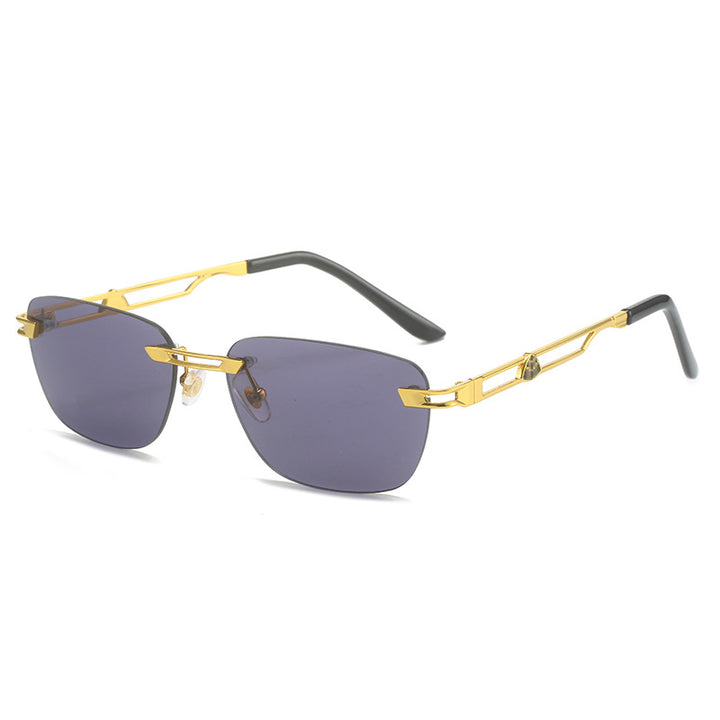 Dame Designer solbrille med elegant metallramme Skanto