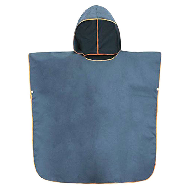 Regnponcho med hette Skanto