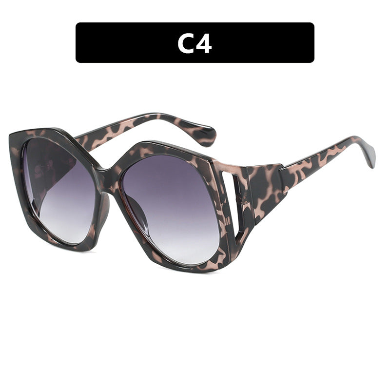 Dame oversized solbrille med futuristisk design Skanto