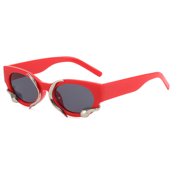 Dame designer solbrille med ekstraordinær detalj Skanto