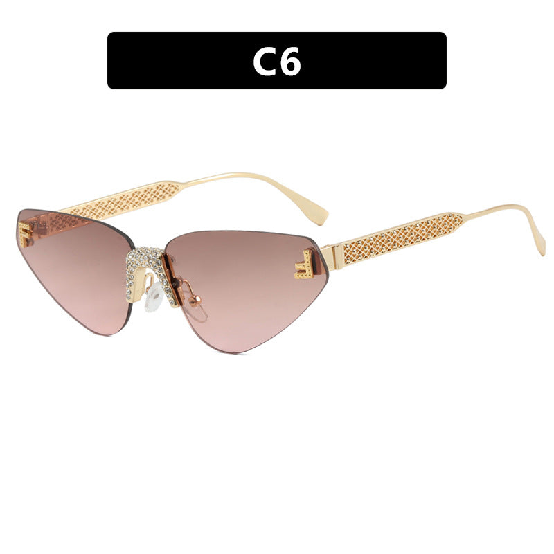 Dame Designer katteøyne-solbrille med glitrende strass-dekor Skanto