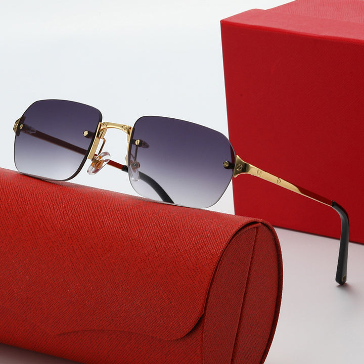 Dame elegante moteriktig solbrille med høykvalitets metallramme Skanto