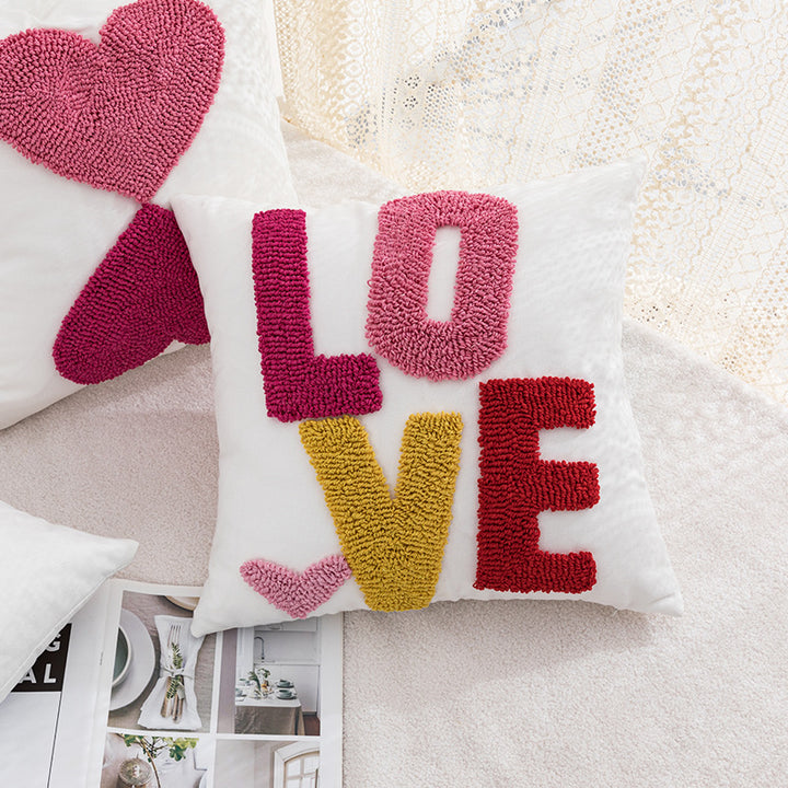 Women Decorative Pillowcase with Heart Pattern Skanto
