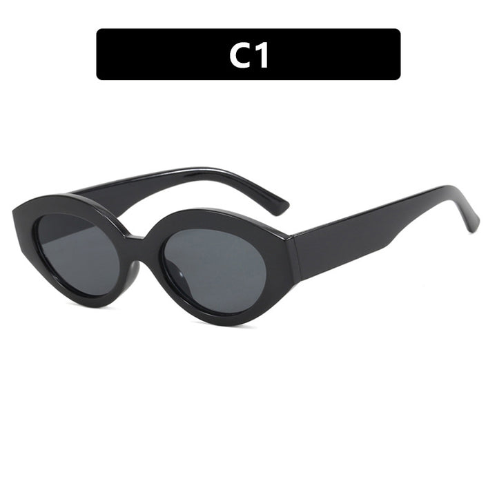 Dame kreativ solbrille i elegant retro-stil Skanto